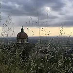 La Casa Sui Tetti Apartment