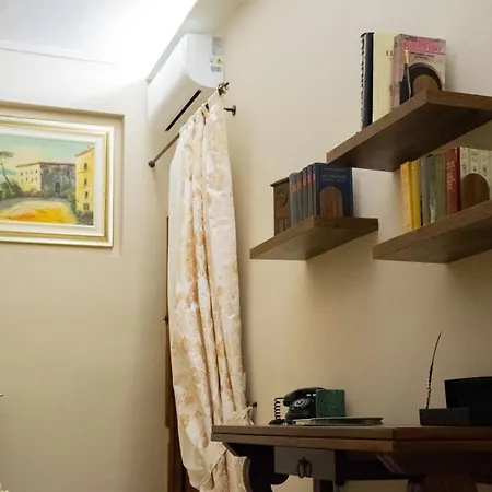 La Casa Sui Tetti Apartment *