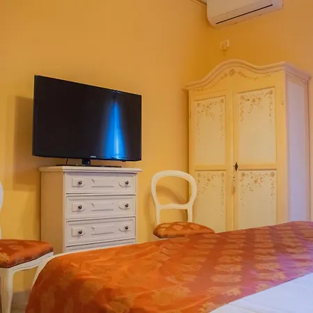 Apartment La Casa Sui Tetti *