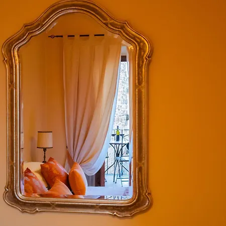 La Casa Sui Tetti * קורטונה